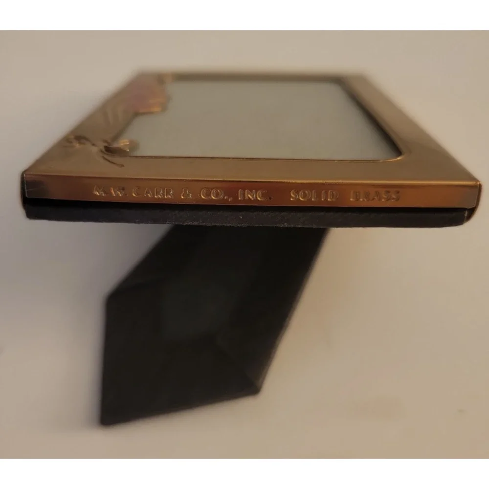 VTG M.W. Carr & Co. Brass Hearts Bouquet Picture Photo Frame 2 1/2 x 3 1/2